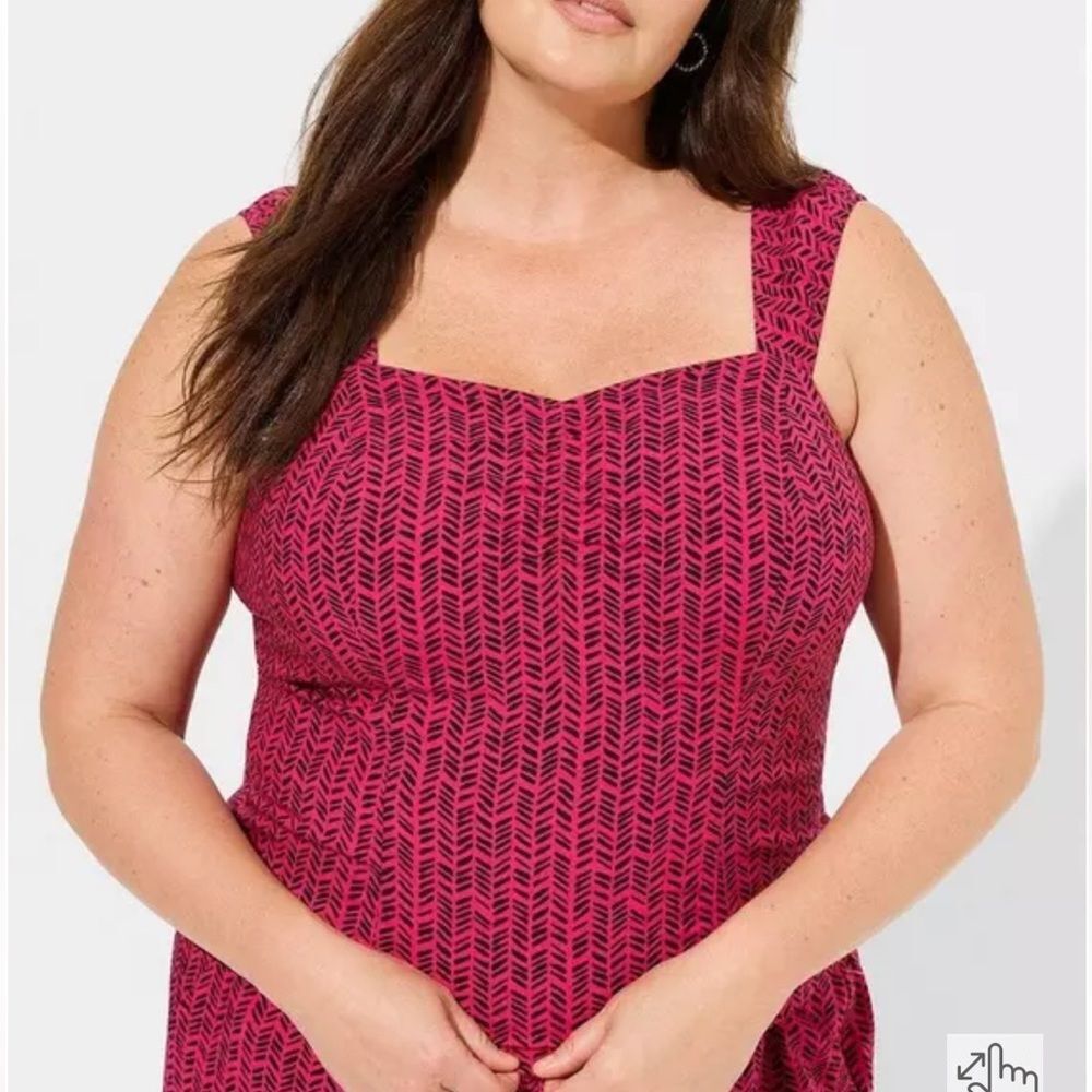 Torrid Challis Smocked Crop Top size 4 NWT